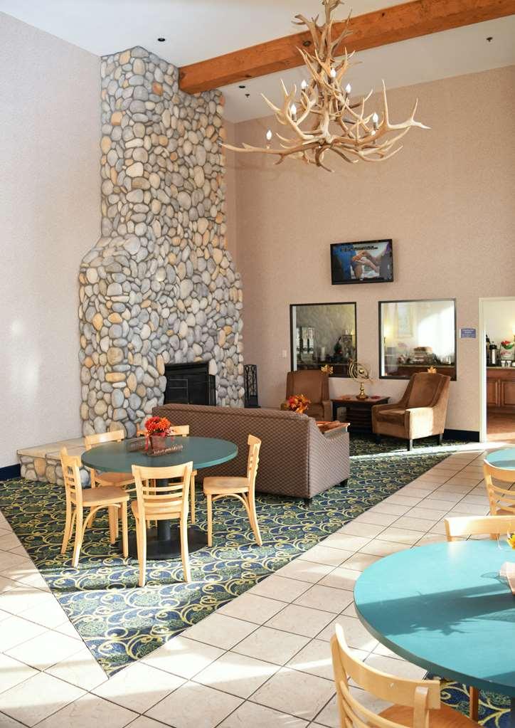 Beachfront Hotel Houghton Lake Voorzieningen foto
